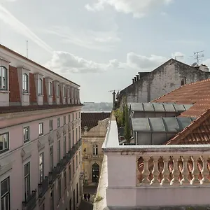 feels-like-home-bairro-alto-luxus-flat.hotels-lisbon-portugal.com/